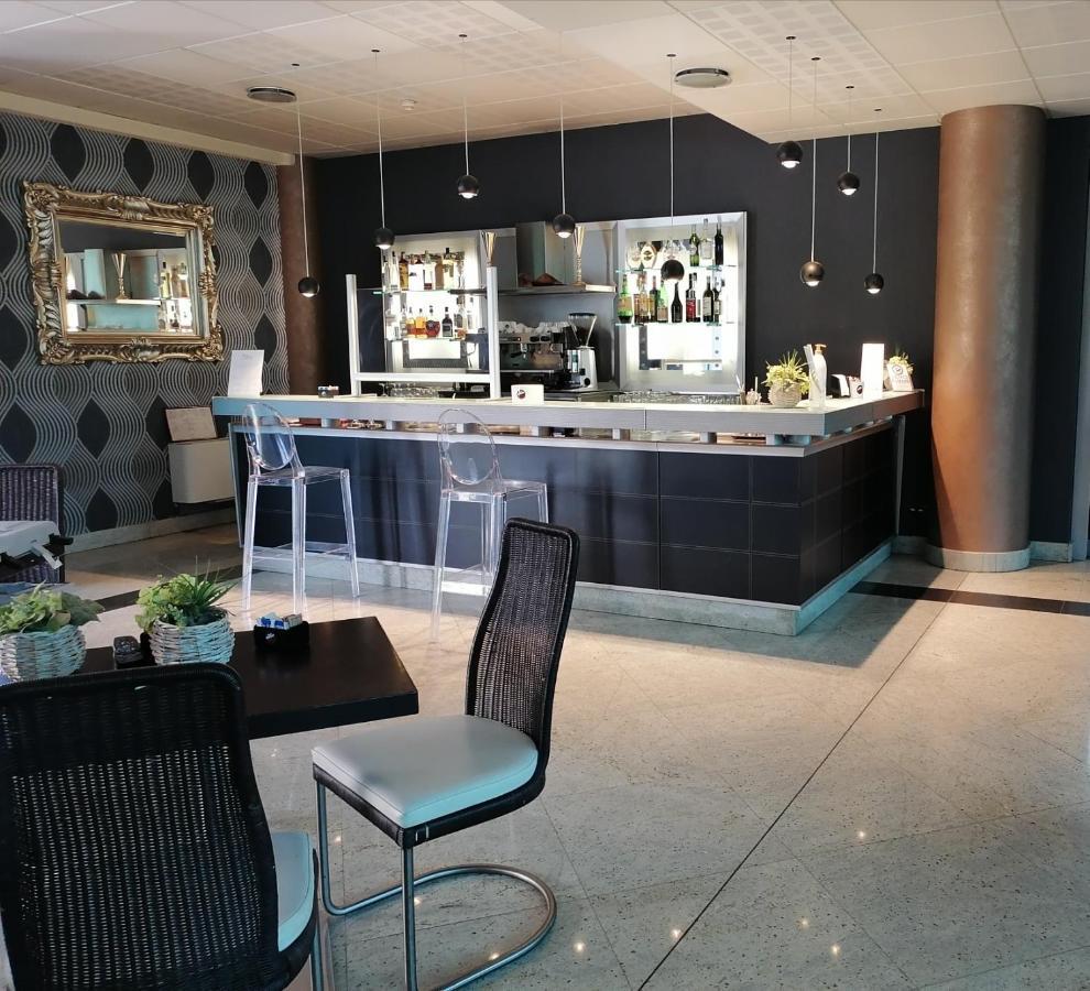 Hotel Parisi Νικελίνο Εξωτερικό φωτογραφία